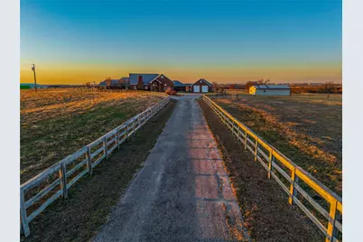 1041 Clarence Road, Temple, TX 76501 - Photo 7