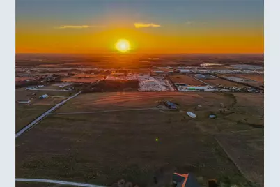 1041 Clarence Road, Temple, TX 76501 - Photo 3