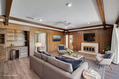 1105 Greenbriar Lane, Arlington, TX 76013 - Photo 9