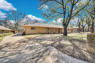 1105 Greenbriar Ln, Arlington, TX 76013 - Photo 35