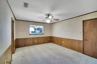 1105 Greenbriar Ln, Arlington, TX 76013 - Photo 25