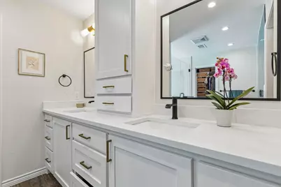 7616 Tory Sound Drive, Dallas, TX 75231 - Photo 17