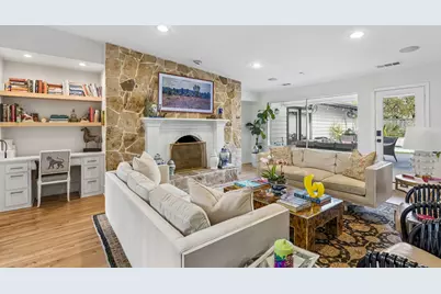 7616 Tory Sound Drive, Dallas, TX 75231 - Photo 3