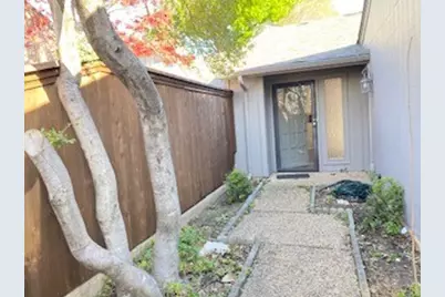 9547 Highland View Drive, Dallas, TX 75238 - Photo 9