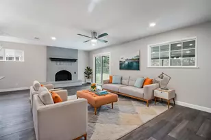 813 S Valentine Dr, Sherman, TX 75090 - Photo 3