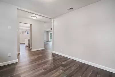 813 S Valentine Drive, Sherman, TX 75090 - Photo 9