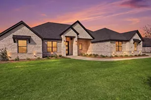 2009 Downslope Ln, Weatherford, TX 76087 - Photo 3