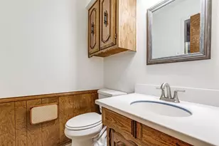 10009 Chimney Hill Ln, Dallas, TX 75243 - Photo 21