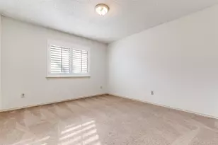 10009 Chimney Hill Ln, Dallas, TX 75243 - Photo 19