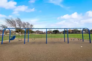 10009 Chimney Hill Ln, Dallas, TX 75243 - Photo 25