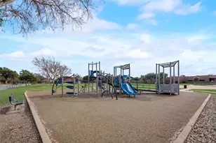 10009 Chimney Hill Ln, Dallas, TX 75243 - Photo 23