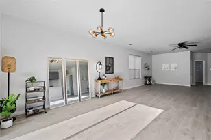 1110 Greywood Dr, Van Alstyne, TX 75495 - Photo 5