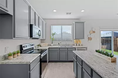 1110 Greywood Drive, Van Alstyne, TX 75495 - Photo 9