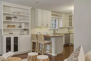 6338 Town Hill Ln, Dallas, TX 75214 - Photo 9