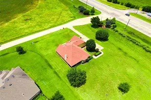 101 Island Way, Princeton, TX 75407 - Photo 31