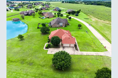 101 Island Way, Princeton, TX 75407 - Photo 25