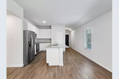 1604 Luke Street, Ennis, TX 75119 - Photo 5