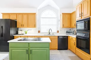 6908 Winthorp Dr, Arlington, TX 76001 - Photo 11