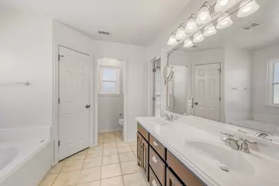 106 S 3rd Avenue, Mansfield, TX 76063 - Photo 17