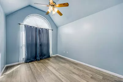 106 S 3rd Avenue, Mansfield, TX 76063 - Photo 19