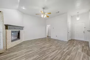 106 S 3rd Ave, Mansfield, TX 76063 - Photo 5