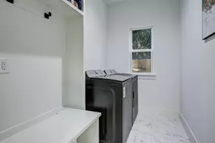 5807 Black Pine Cir, Granbury, TX 76048 - Photo 19