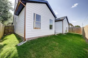 5807 Black Pine Cir, Granbury, TX 76048 - Photo 33