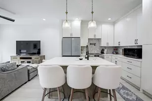 5807 Black Pine Cir, Granbury, TX 76048 - Photo 9