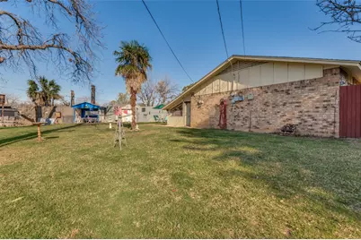 2209 Cecilia Court, Irving, TX 75060 - Photo 23