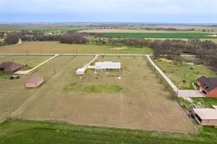 1066 W Rd, Waxahachie, TX 75165 - Photo 35