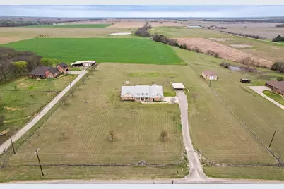 1066 West Road, Waxahachie, TX 75165 - Photo 1