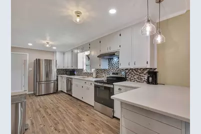 1013 Dewitt Hinson Road, No City, TX 75969 - Photo 11