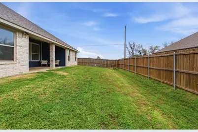 972 Sam Street, Springtown, TX 76082 - Photo 33