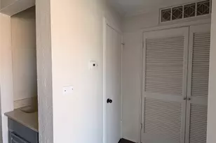 2728 Copper Creek Dr, Arlington, TX 76006 - Photo 3