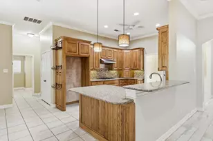 1605 Mistletoe Dr, Flower Mound, TX 75022 - Photo 7