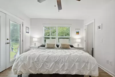 1142 W Clarendon Drive, Dallas, TX 75208 - Photo 11