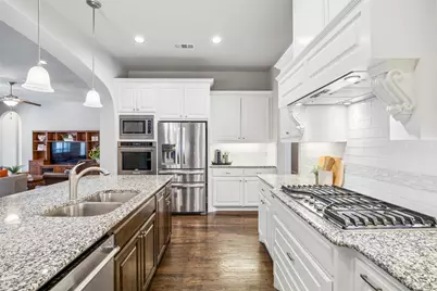 12835 Possum Kingdom Drive, Frisco, TX 75033 - Photo 9