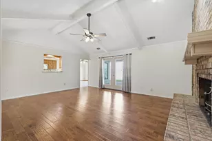 1506 Penn Springs Dr, Duncanville, TX 75137 - Photo 3