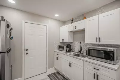 4506 Roberts Avenue, Dallas, TX 75215 - Photo 5