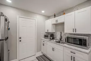 4506 Roberts Ave, Dallas, TX 75215 - Photo 5