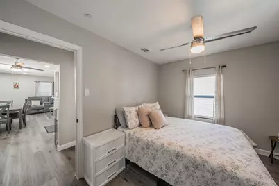 4506 Roberts Avenue, Dallas, TX 75215 - Photo 7