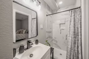 4506 Roberts Ave, Dallas, TX 75215 - Photo 9