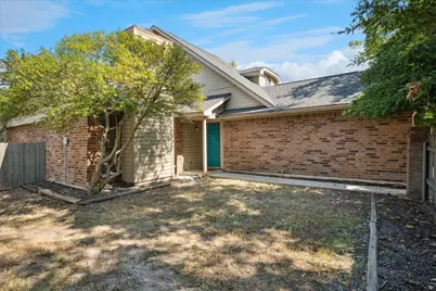 1020 W Hills Terrace, Saginaw, TX 76179 - Photo 3