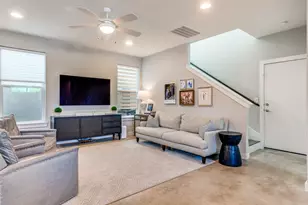 1010 Gallivant Ln, Dallas, TX 75218 - Photo 5