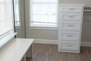 915 N 16th St, Waco, TX 76707 - Photo 35