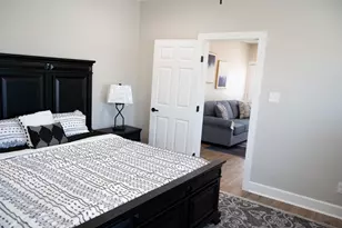 915 N 16th St, Waco, TX 76707 - Photo 33