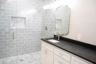 915 N 16th St, Waco, TX 76707 - Photo 37