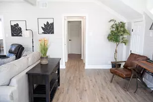 915 N 16th St, Waco, TX 76707 - Photo 15