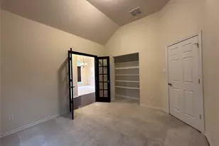 702 Carolyn T Hunt Dr, Cedar Hill, TX 75104 - Photo 5