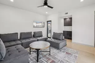 1880 Beaumont St, Dallas, TX 75215 - Photo 29